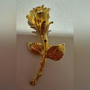 Vintage Brooch Rose Flower Signed B.M. 18k Gold Plate Pre-Owned
